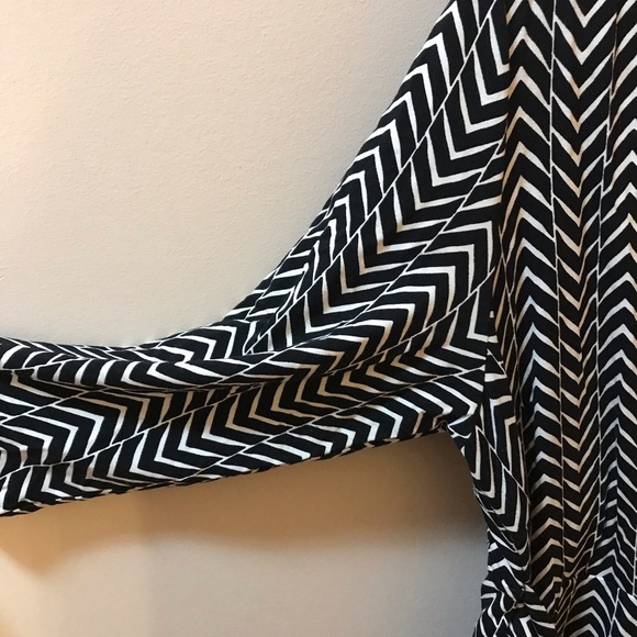 Cynthia Rowley black &white chevron pattered dress - Picture 2 of 6